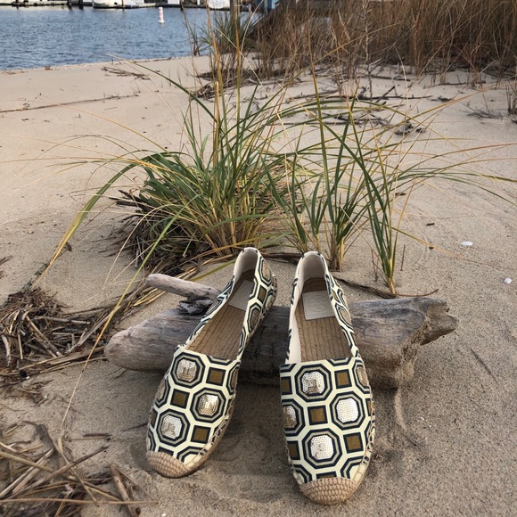 Tory Burch Shoes - Tory Burch Cecily Sequin Embellished Espadrilles